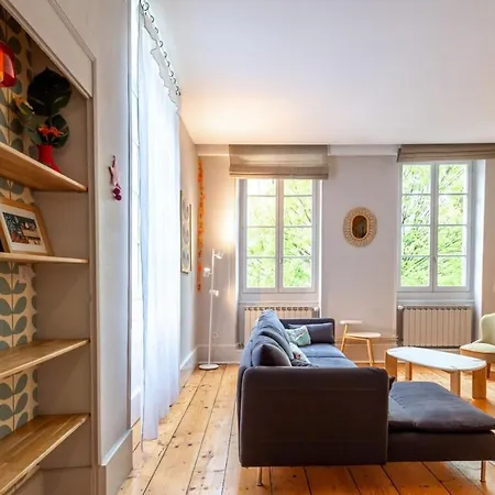 بيت للعطل Faubourg Furnished House آنسي