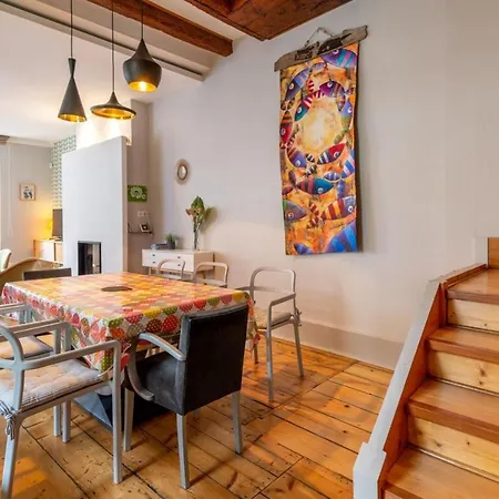 بيت للعطل Faubourg Furnished House